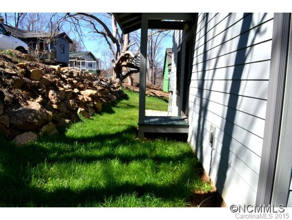 24 Blalock Avenue - Photo 12