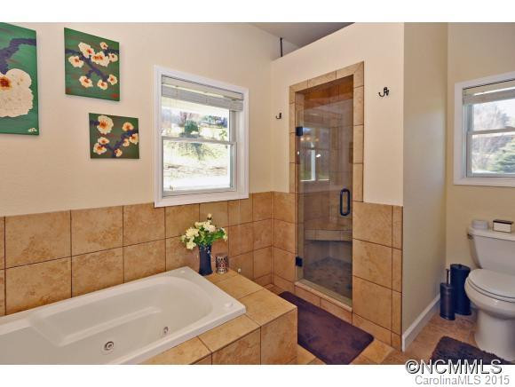 105 Gloria Way - Photo 11