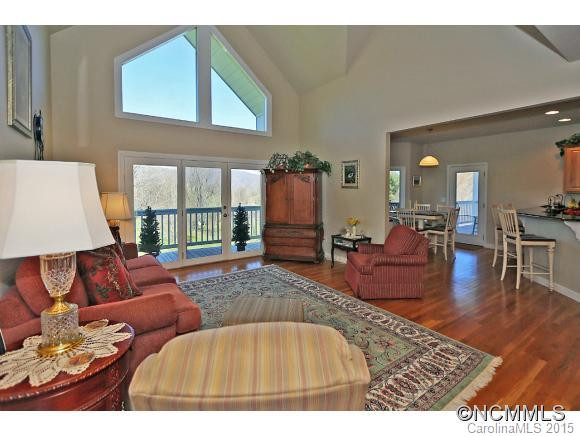 105 Gloria Way - Photo 5