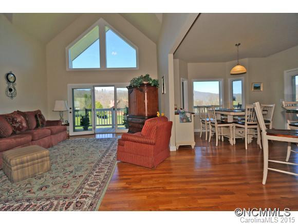 105 Gloria Way - Photo 6