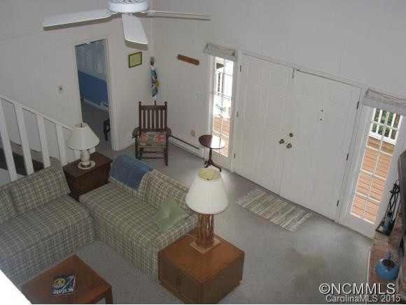 486 Oxford Road - Photo 2