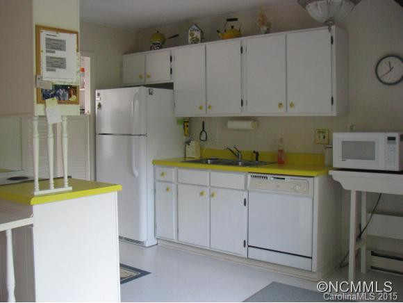 486 Oxford Road - Photo 4