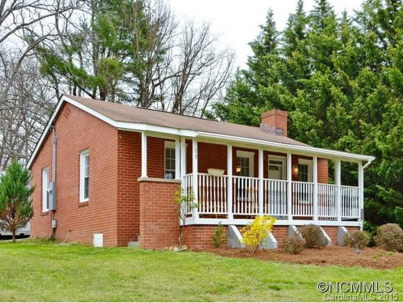 15 FIELDTOP LANE