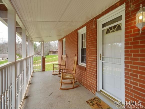 15 FIELDTOP LANE - Photo 2