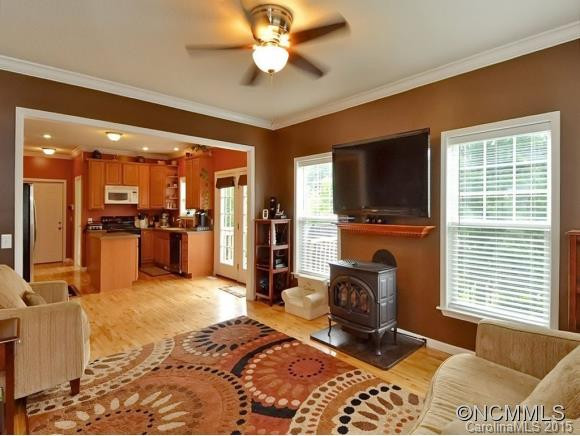 523 EAST STREET - Photo 5