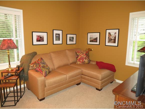 2 Unoga Court - Photo 14