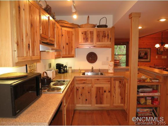 2 Unoga Court - Photo 18