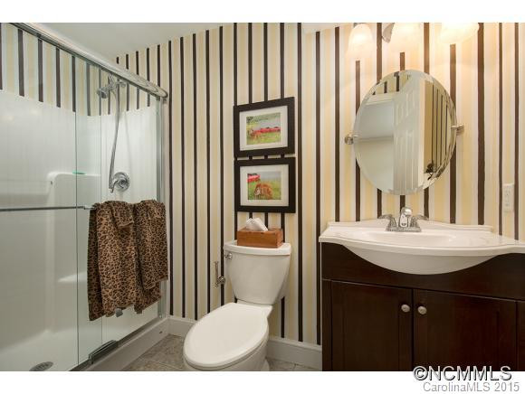 202 Delphia dr - Photo 11
