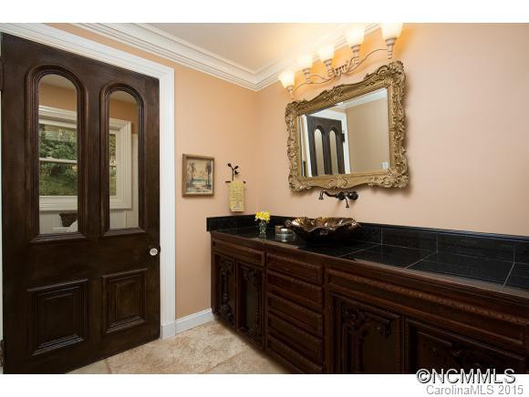 202 Delphia dr - Photo 8