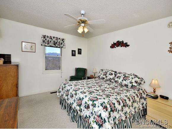 340 NORTHWIND DRIVE - Photo 15