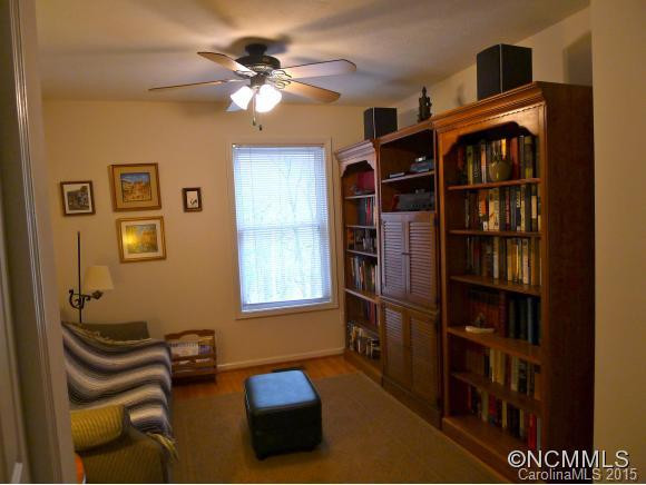 355 Fox Run Road - Photo 11