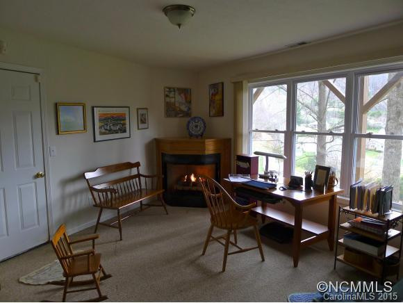 355 Fox Run Road - Photo 12