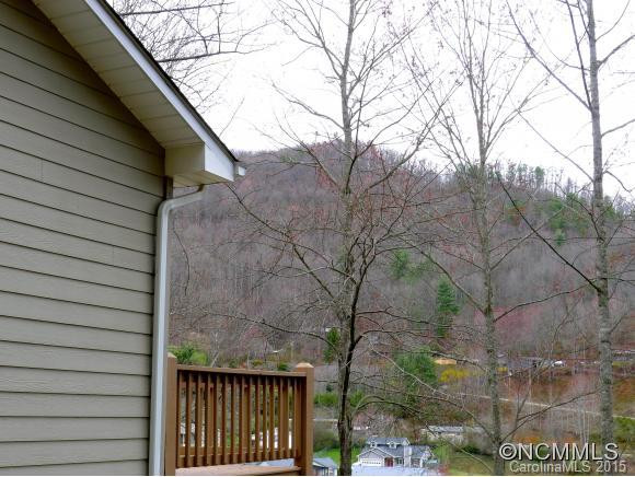 355 Fox Run Road - Photo 5