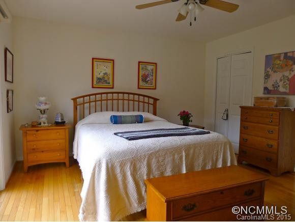 355 Fox Run Road - Photo 9