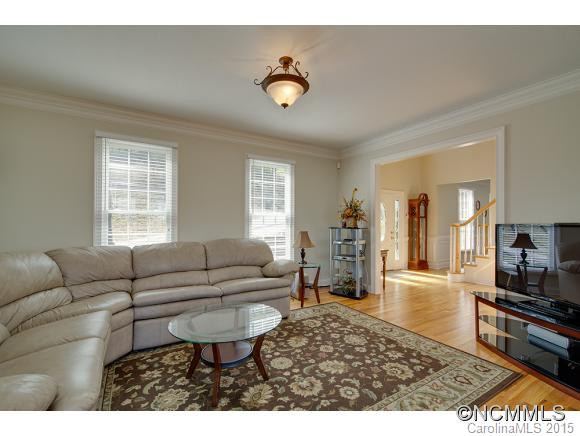 203 Summershade Court - Photo 8