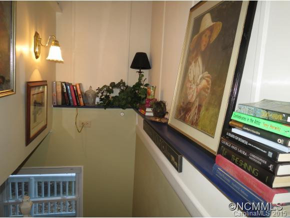 36 Belle Flower - Photo 11