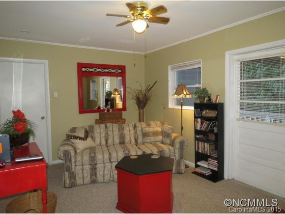 36 Belle Flower - Photo 12