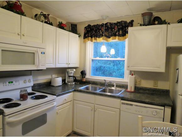 36 Belle Flower - Photo 10