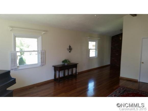 6 Beaverdam Court - Photo 3