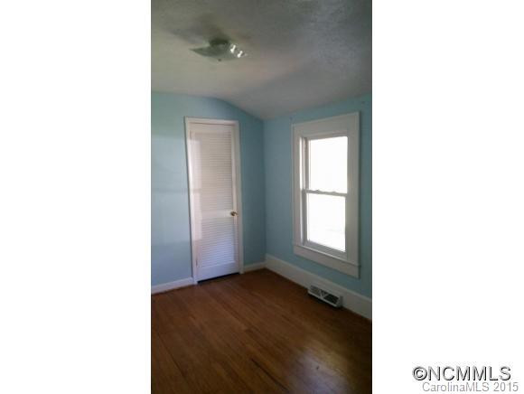 6 Beaverdam Court - Photo 9