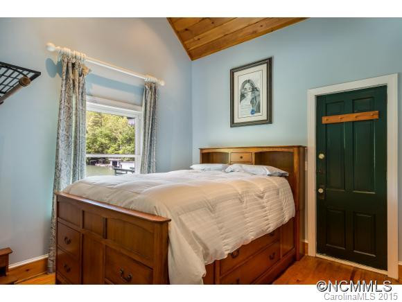 395 TRYON BAY CIRCLE - Photo 9