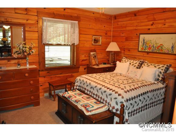 577 Woodmore Drive - Photo 17