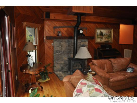 577 Woodmore Drive - Photo 7