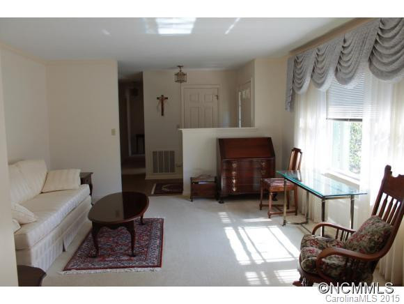 210 Park Lane - Photo 3