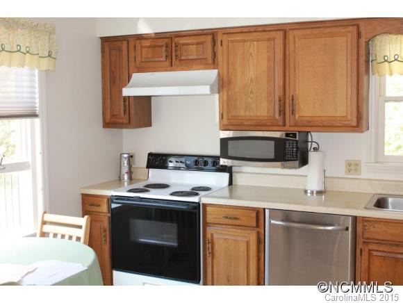 210 Park Lane - Photo 6