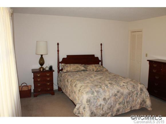 210 Park Lane - Photo 9