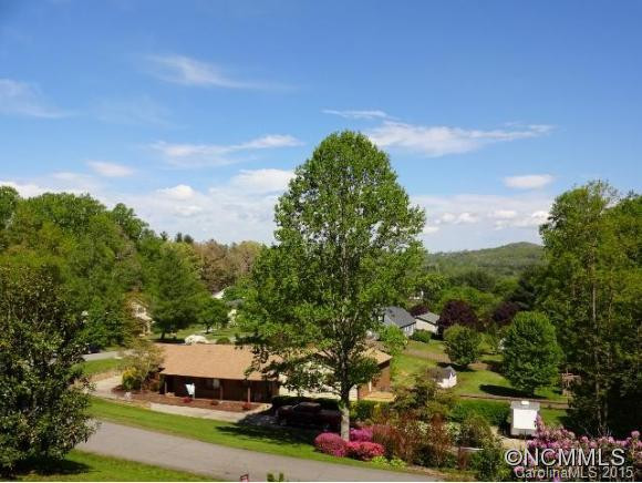 55 OAKWOOD DRIVE - Photo 2
