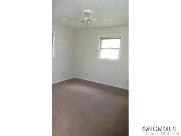 55 OAKWOOD DRIVE - Photo 11