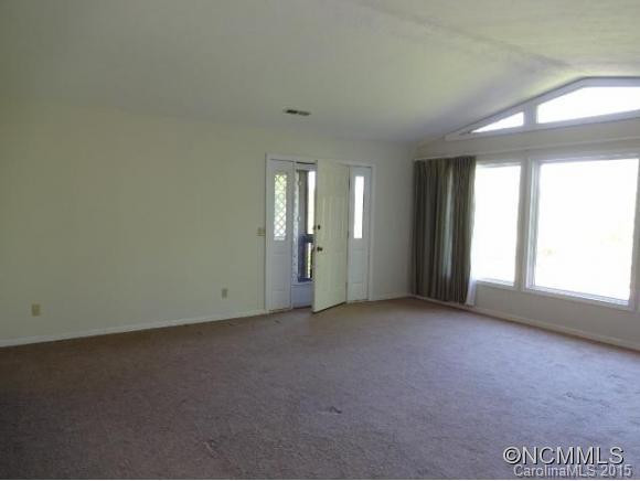 55 OAKWOOD DRIVE - Photo 3