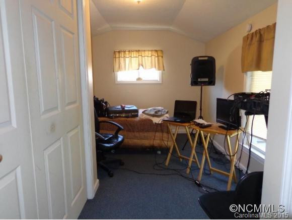 2542 Love Joy Road - Photo 9