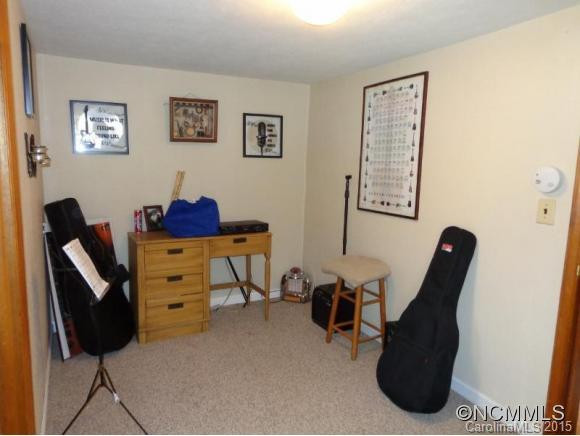 2542 Love Joy Road - Photo 10