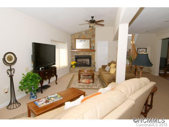 71 Sunshine - Photo 9
