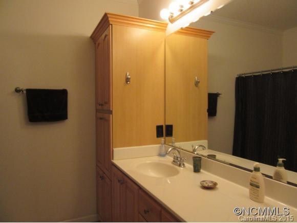 812 Safari Drive - Photo 8