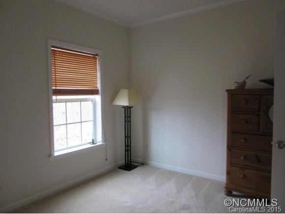 812 Safari Drive - Photo 10