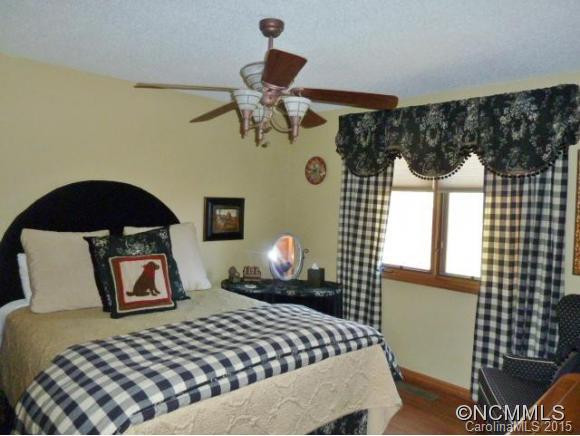 17 Westwood Drive - Photo 12