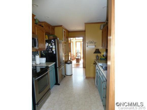 17 Westwood Drive - Photo 7