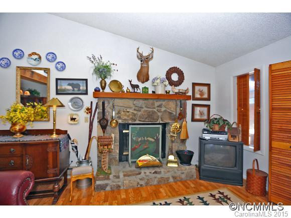 29 Hamilton Court - Photo 6