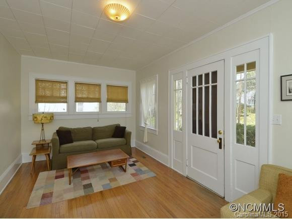 1625 KENSINGTON ROAD - Photo 2