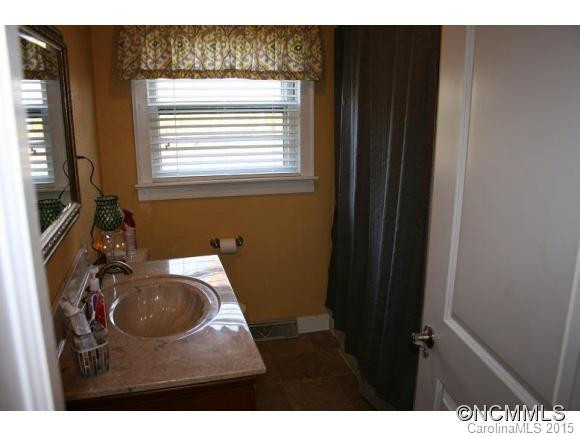 873 BOSTIC SUNSHINE HIGHWAY - Photo 10