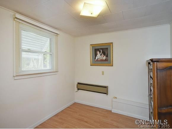 91 VERMONT AVE - Photo 18