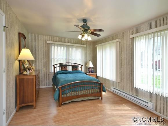 91 VERMONT AVE - Photo 23