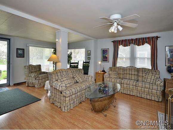 91 VERMONT AVE - Photo 5