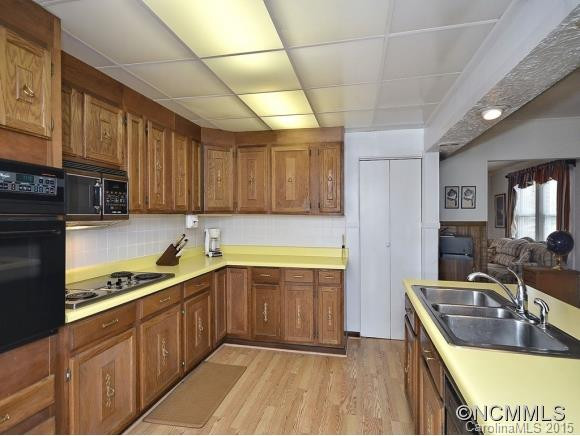 91 VERMONT AVE - Photo 7