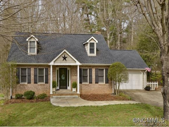 10 FOX HOLLOW COURT