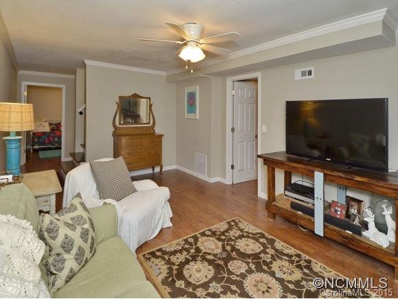 10 FOX HOLLOW COURT - Photo 12