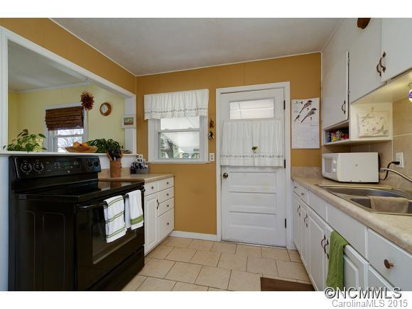 411 Old Hendersonville Hwy - Photo 7